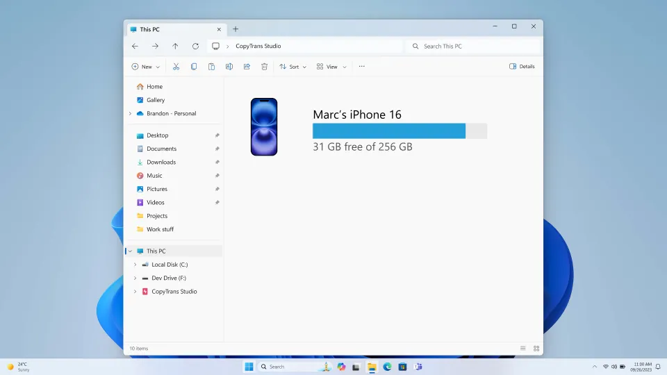 Open iPhone gallery on Windows