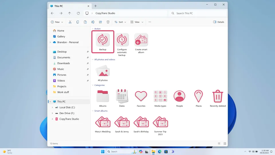 Open iPhone gallery on Windows